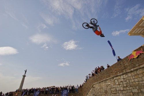 red bull vozi bre