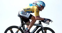 Lance Armstrong najavio povratak