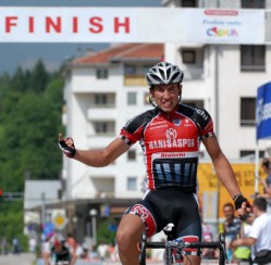 Gabor Kasa pobedio u drugoj etapi i obukao žutu majicu, Stević treći na Palama na 51. trci „Kroz Srbiju“!