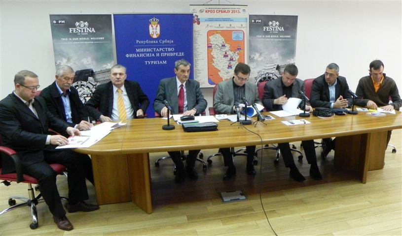 Na trci „Korz Srbiju“ biciklisti od Japana do Vatikana