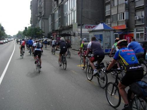 Biciklistička vožnja - Podrška održivom saobraćaju u Beogradu