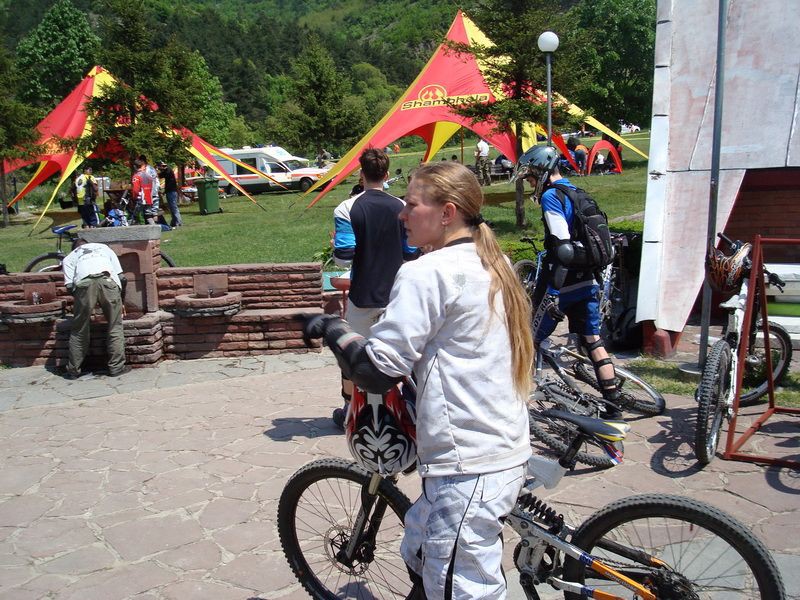 Plavisa i bajk