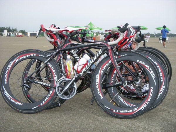 NOVATEC ROAD RACERS