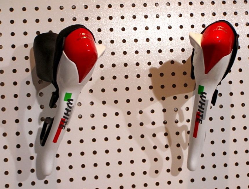 Microshift White Red Edition_10 speed