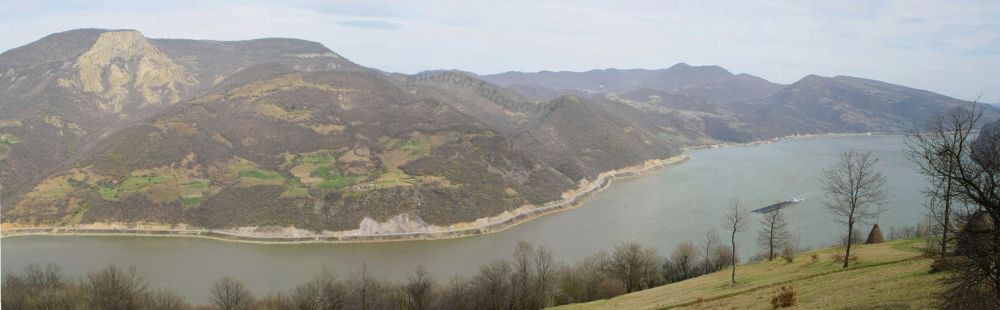 Pogled na reku