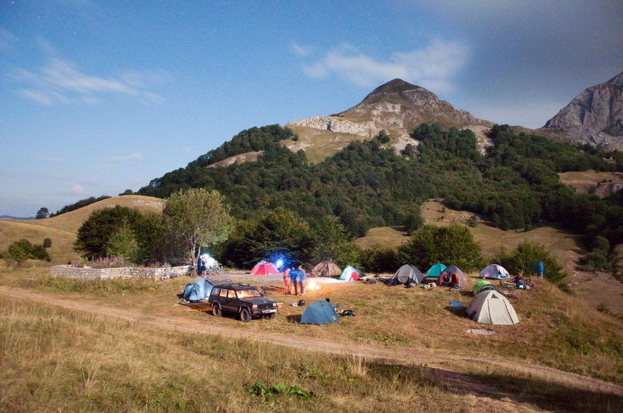 Kamp bajkera na Zelengori - igrarije u Lightroom-u sa noćnim snimkom ;-)