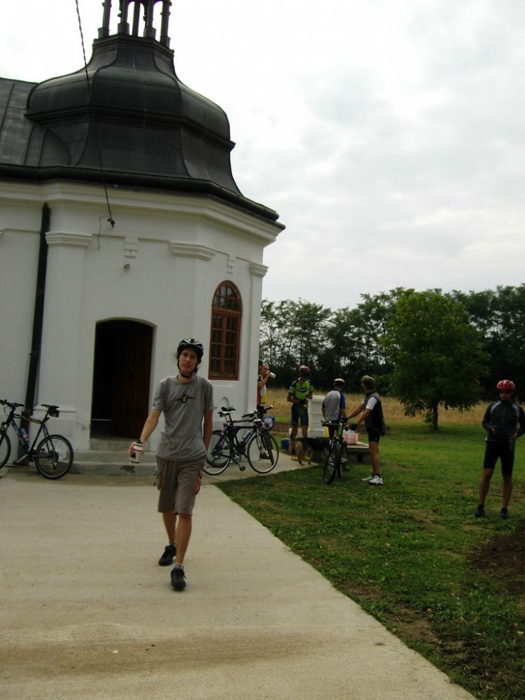 Manastir Fenek