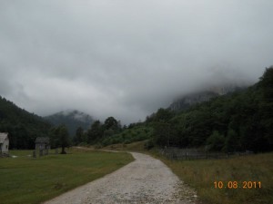 Makadamom na Bjelasicu