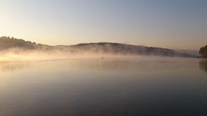 Jezero toplo, a vazduh hladan
