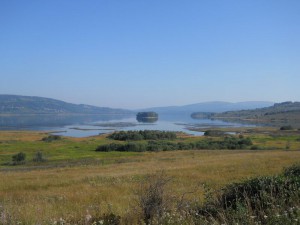 Pogled na jezero sa juga