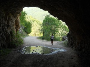 U tunelu