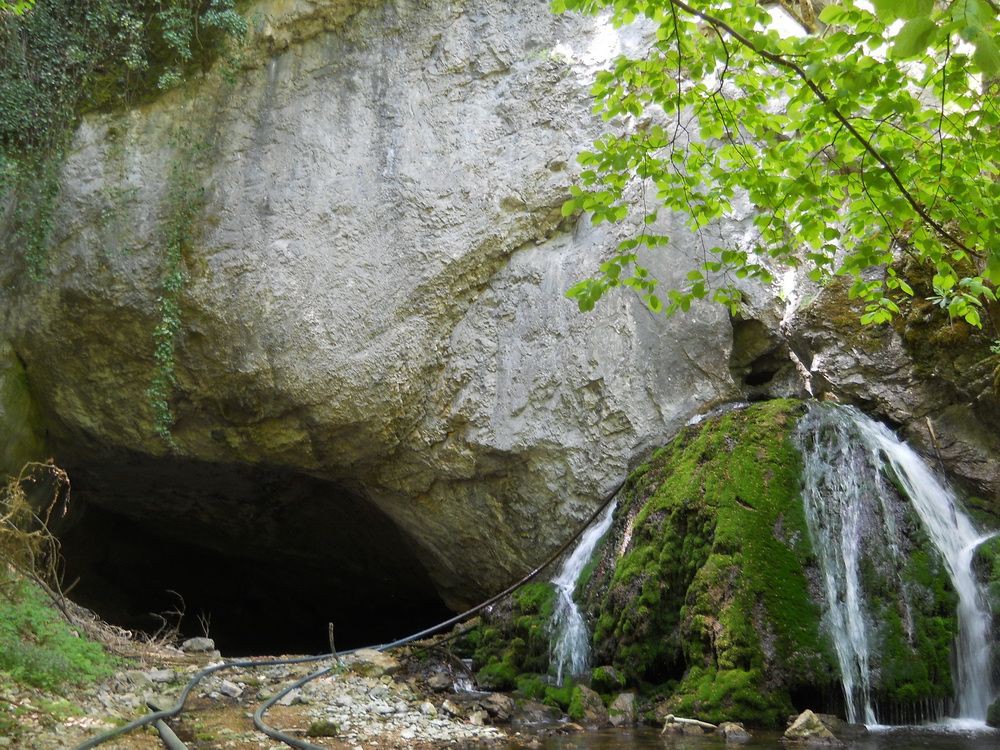 Mijucića pećina