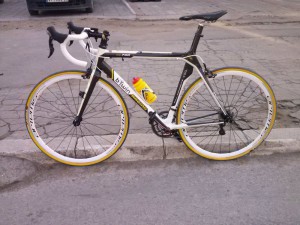 Btwin FC 700 Caarbon 8,4 Kg